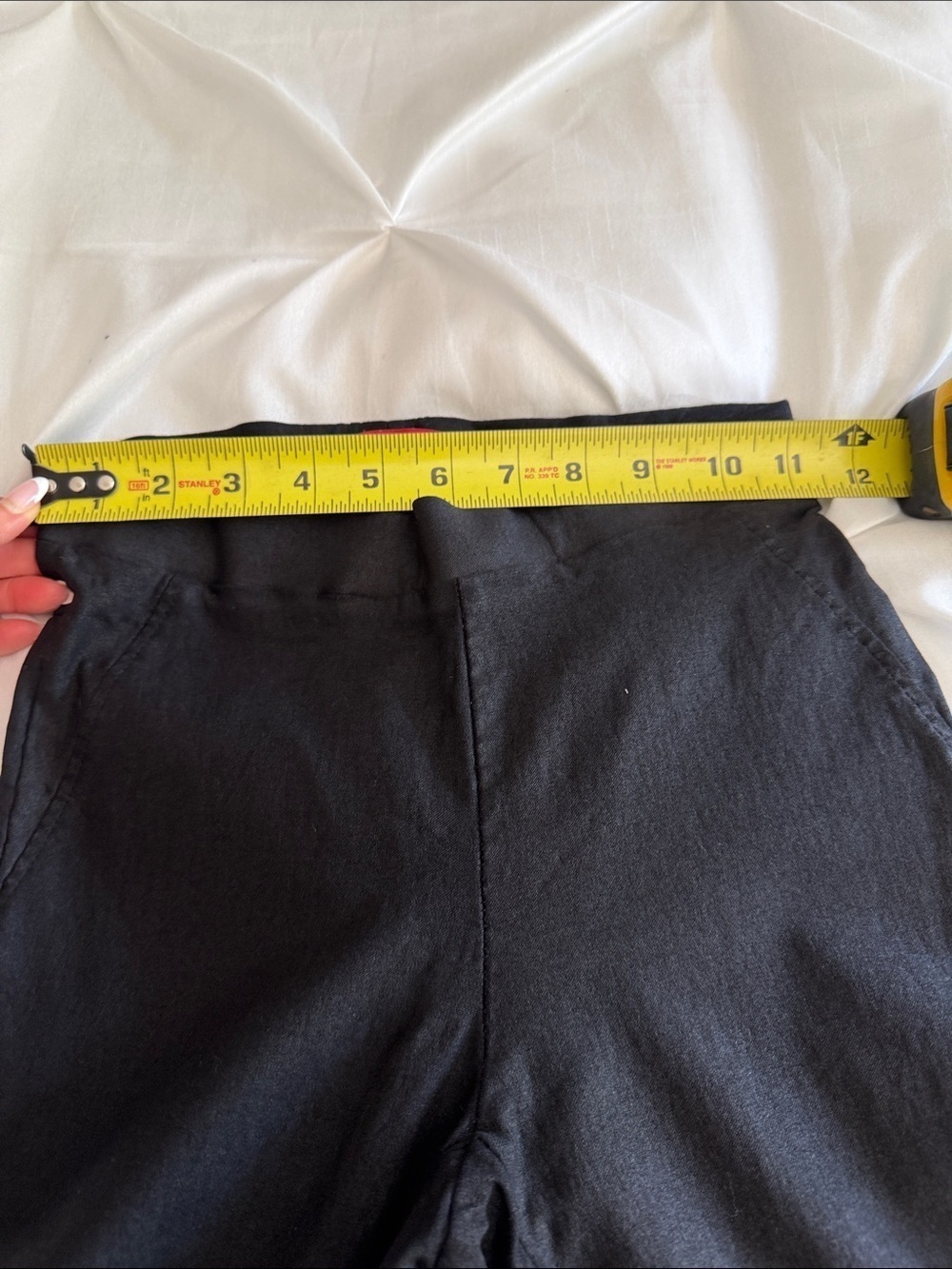 Saks Fifth Avenue Black Pants with Red Label - Picture 5 of 10
